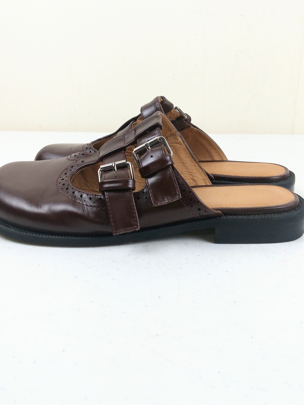 Intentionally Blank Varsity Brogue Mule Women 10 Maroon Leather Dual Buckles - Picture 5 of 10